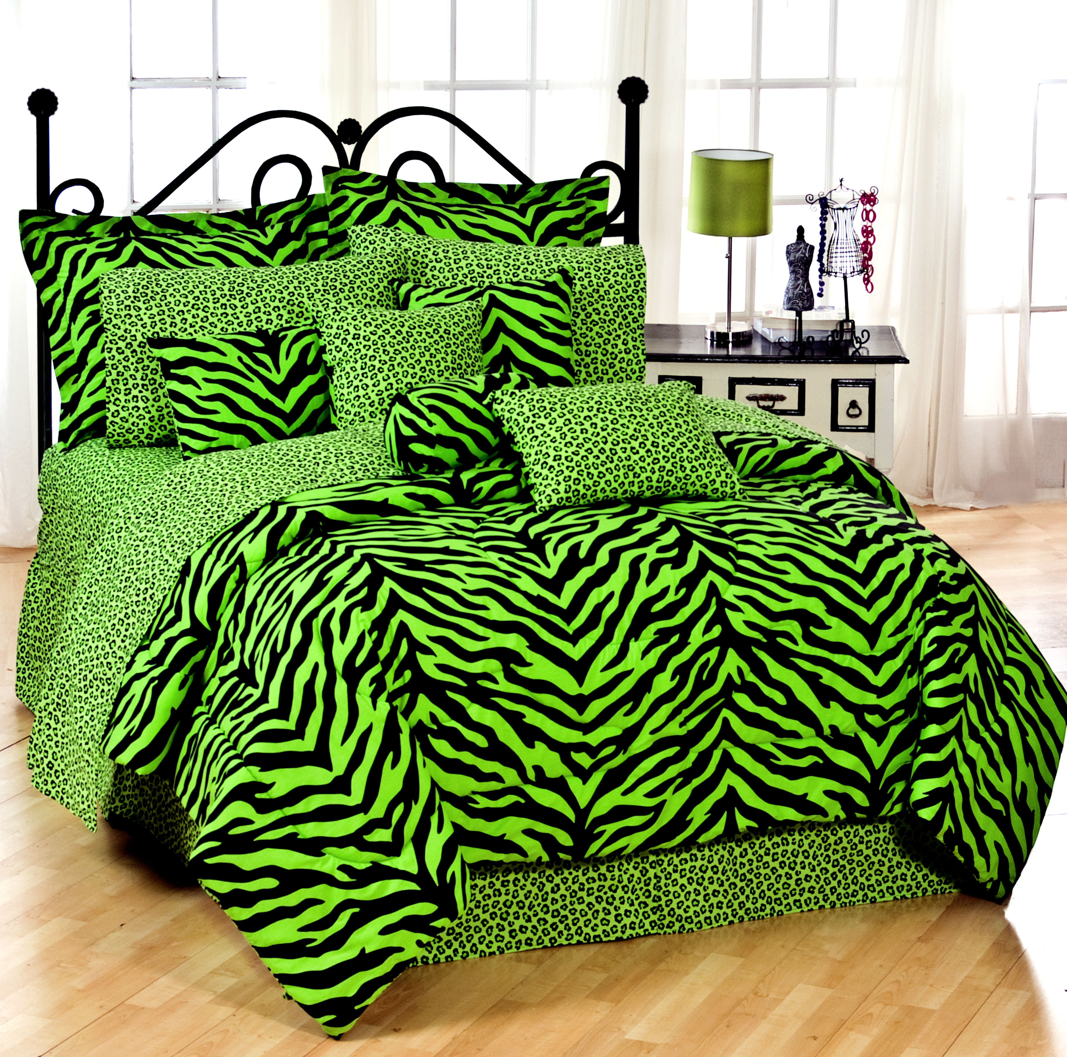 Black And Lime Zebra Print Bedding Set with regard to dimensions 3658 X 3626