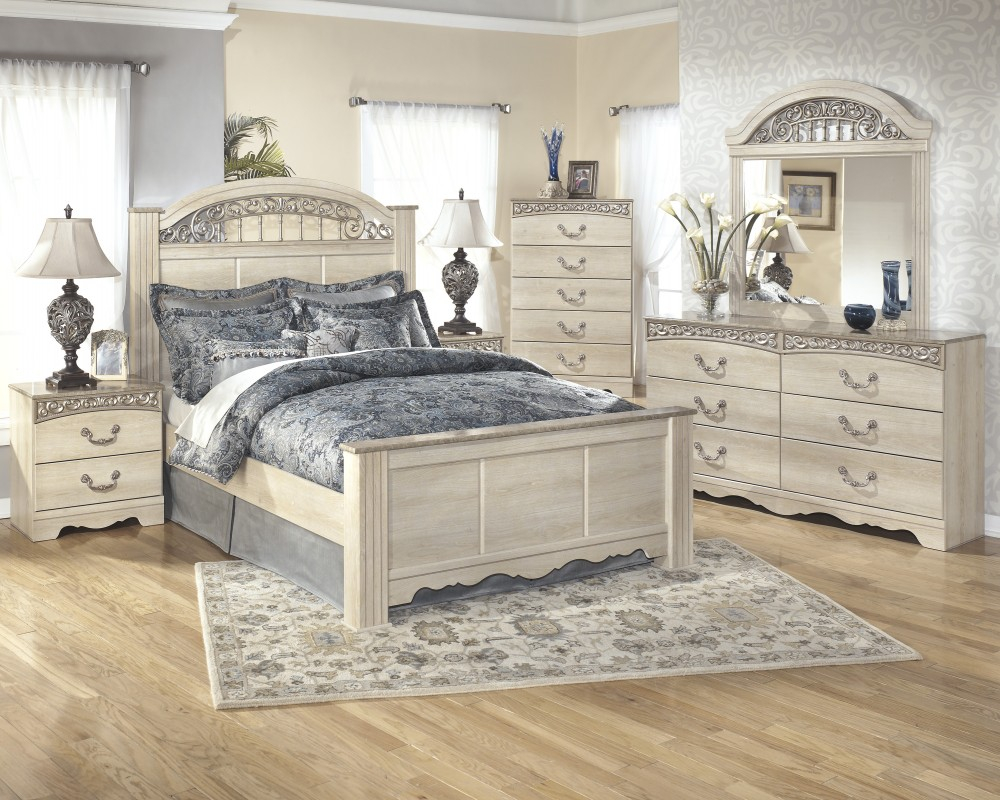 Catalina 7 Pc Bedroom 3 Pc Queen Poster Bed Dresser Mirror Chest Nighstand inside size 1000 X 800