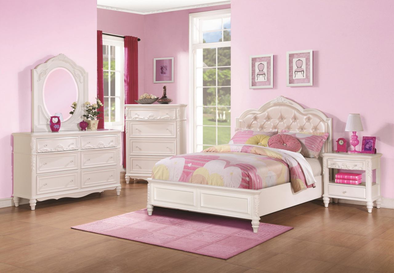 Coaster Caroline 4 Piece Panel Bedroom Set In Painted White with dimensions 1280 X 887