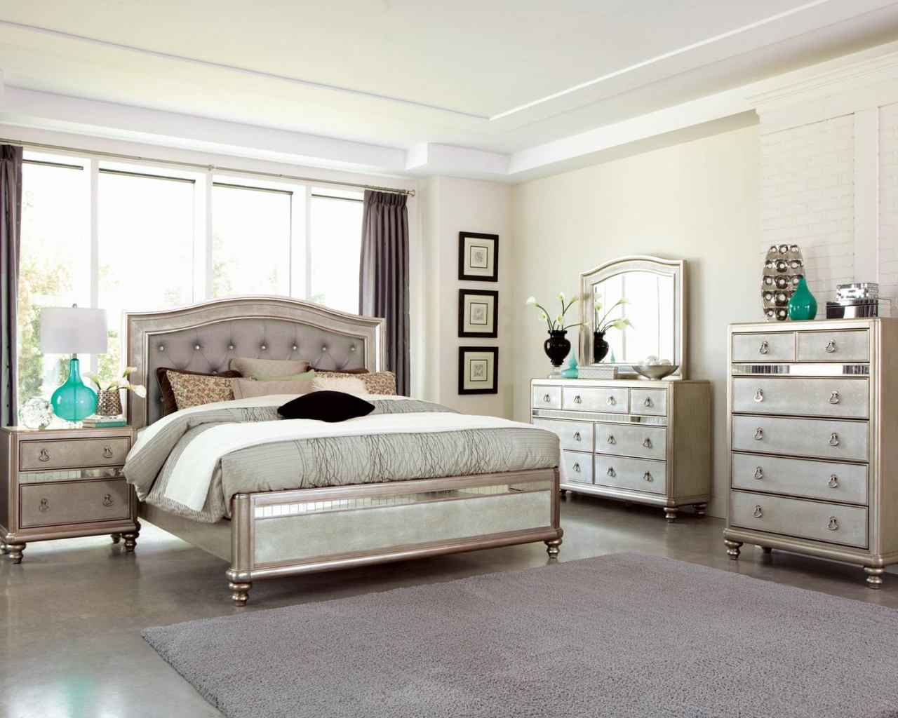 Coaster Furniture Bling Game 4pc Button Tufted Bedroom Set In Platinum Metallic regarding sizing 1280 X 1024