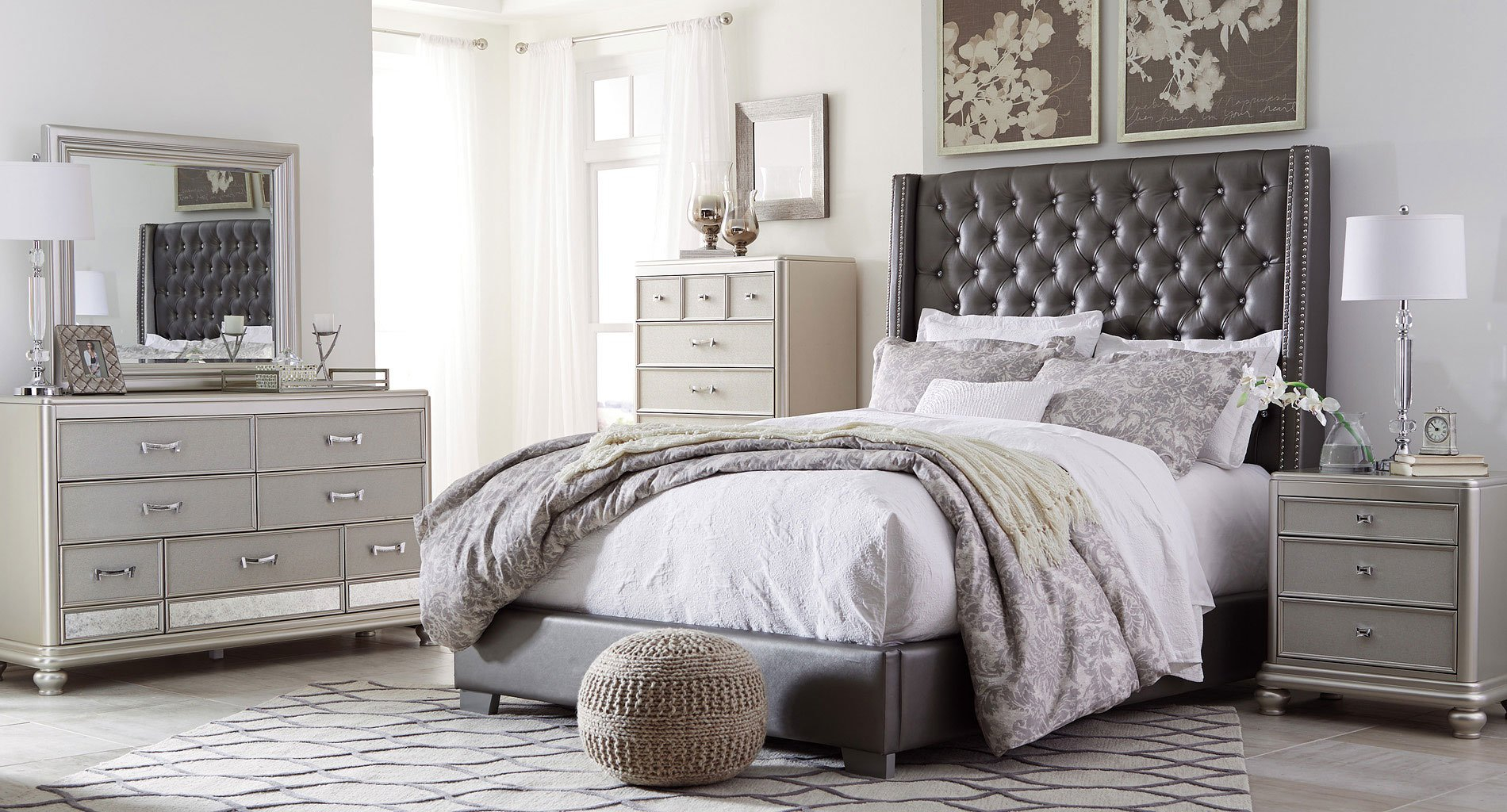 Coralayne Upholstered Bedroom Set inside dimensions 1900 X 1024