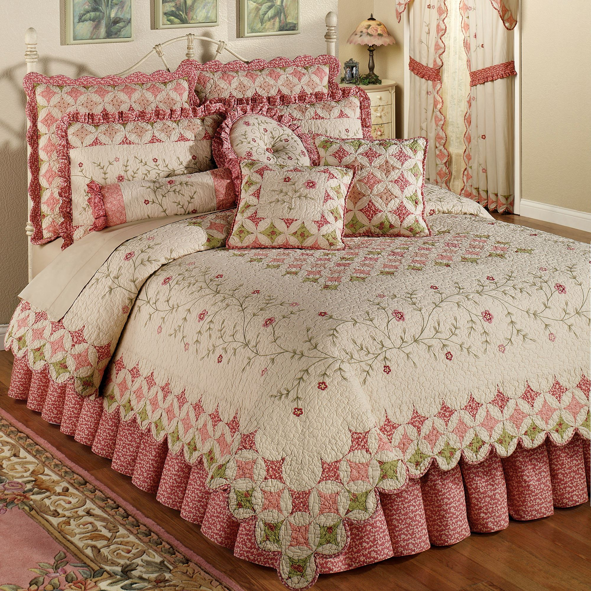 Coras Cathedral Garden Cotton Quilt Set Bedding with regard to sizing 2000 X 2000