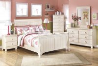 Cottage Retreat Full Sleigh Bed Dresser Mirror Chest with sizing 1000 X 800