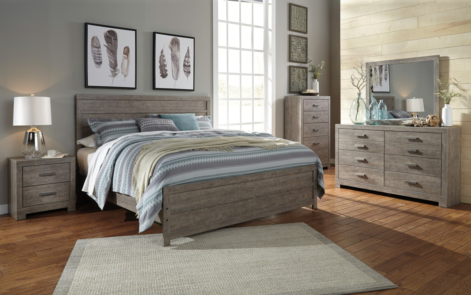 Culverbach 5pc Panel Bedroom Set In Gray for sizing 1600 X 1001