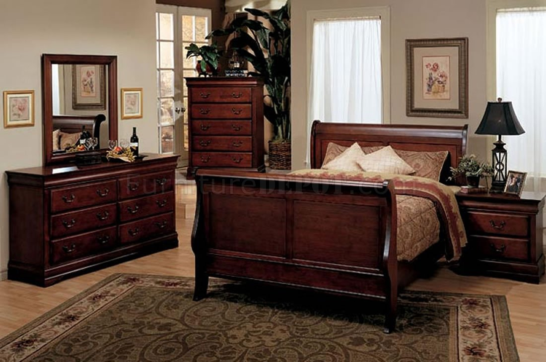 Dark Oak Finish Elegant Bedroom With Sleigh Bed intended for proportions 1100 X 730