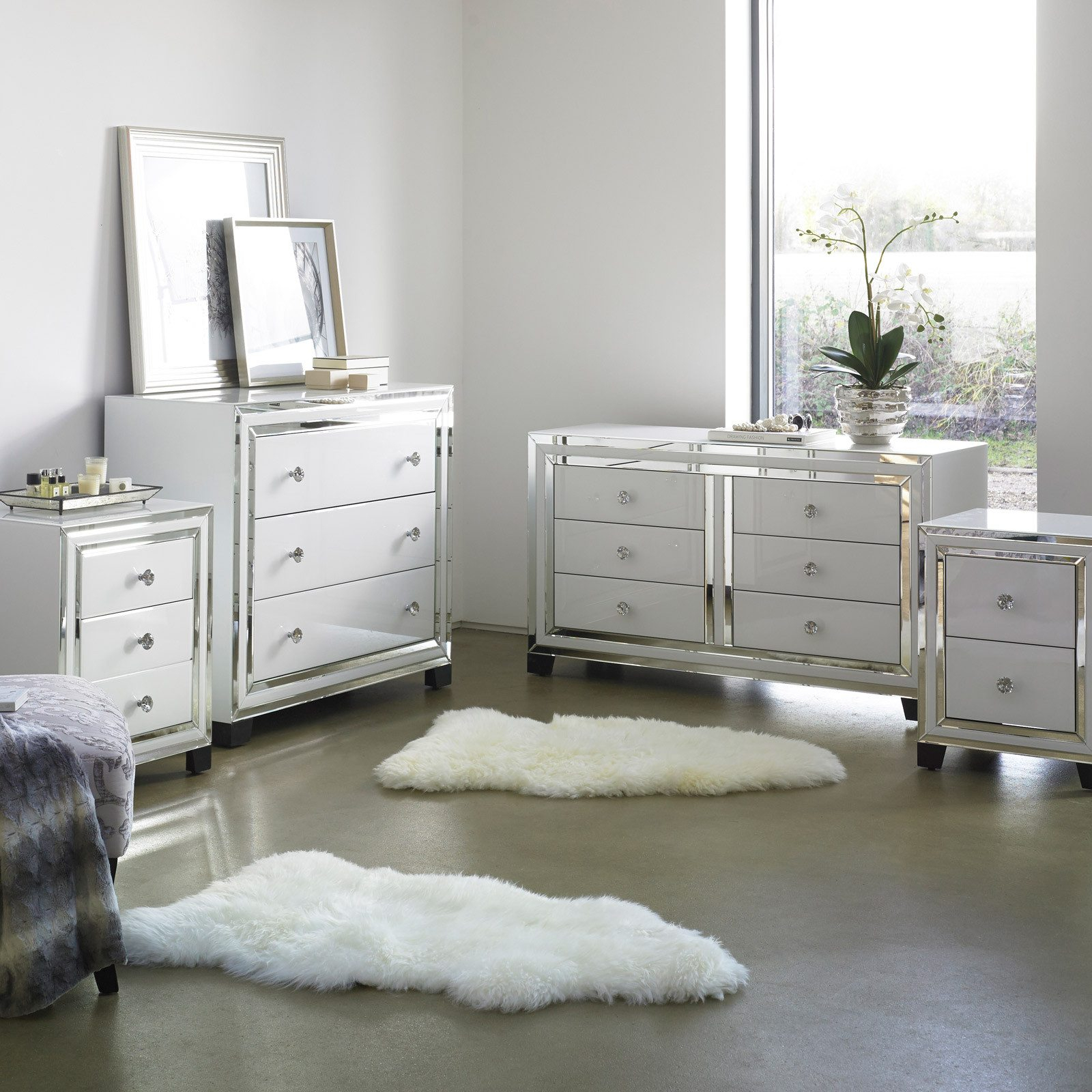 Dash White Mirrored Bedroom Collection inside measurements 1600 X 1600