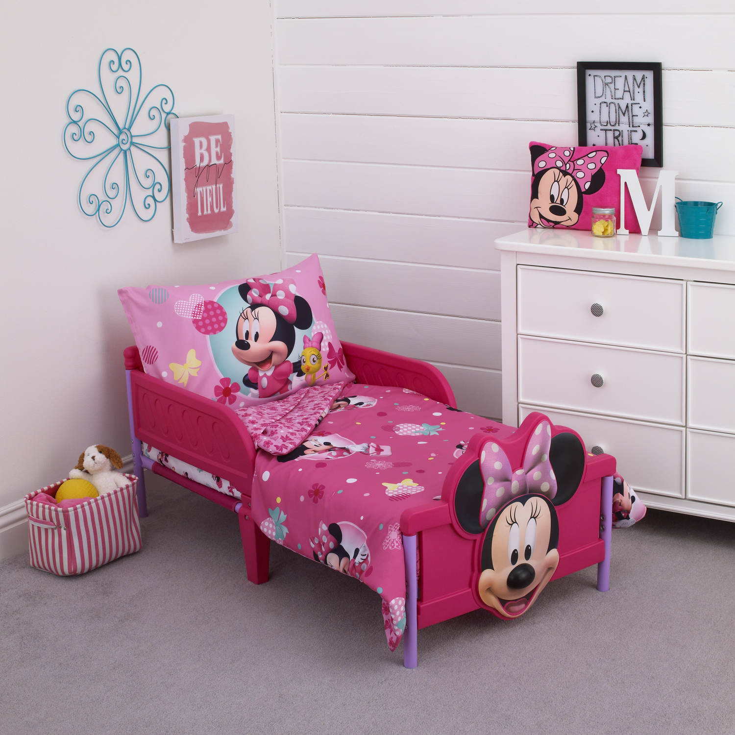 Details About Minnie Mouse Bedding 4 Piece Toddler Bed Set Quilt Sheets Reversible Pillowcase pertaining to dimensions 1500 X 1500