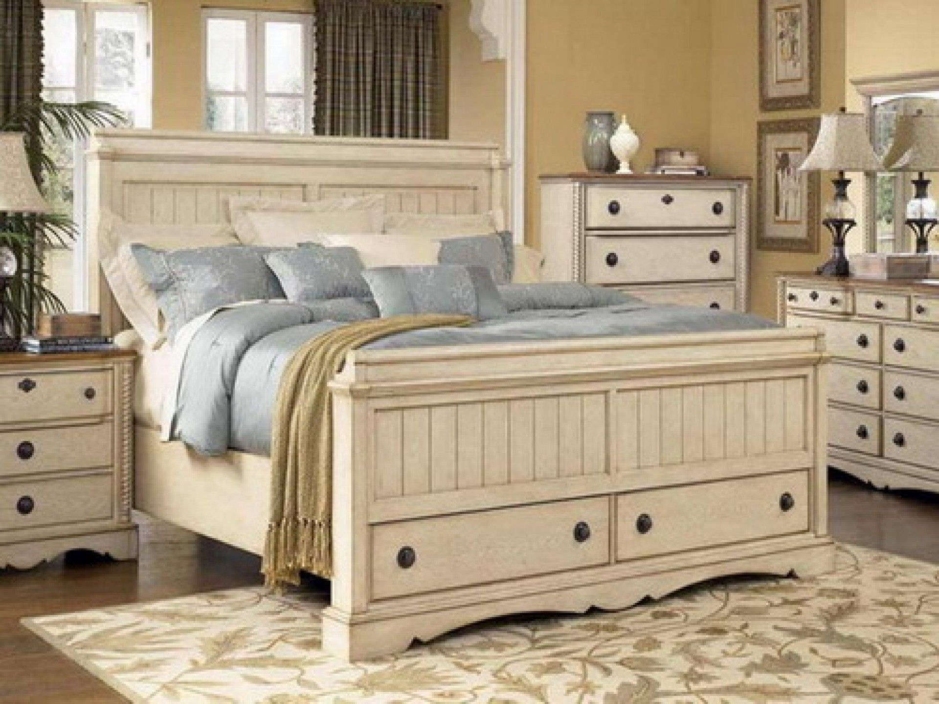 Distressed White Queen Bedroom Set White Bedroom Design Throughout in size 1920 X 1440