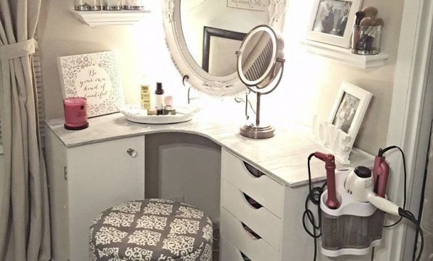 Diy Makeup Vanity Dream Home Ideas In 2019 Makeup Rooms Room within dimensions 806 X 1024