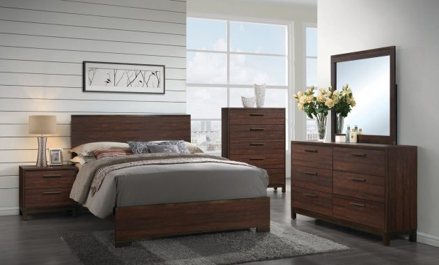 Edmonton Transitional Rustic Tobacco 4 Piece Bedroom Set in proportions 2657 X 2657