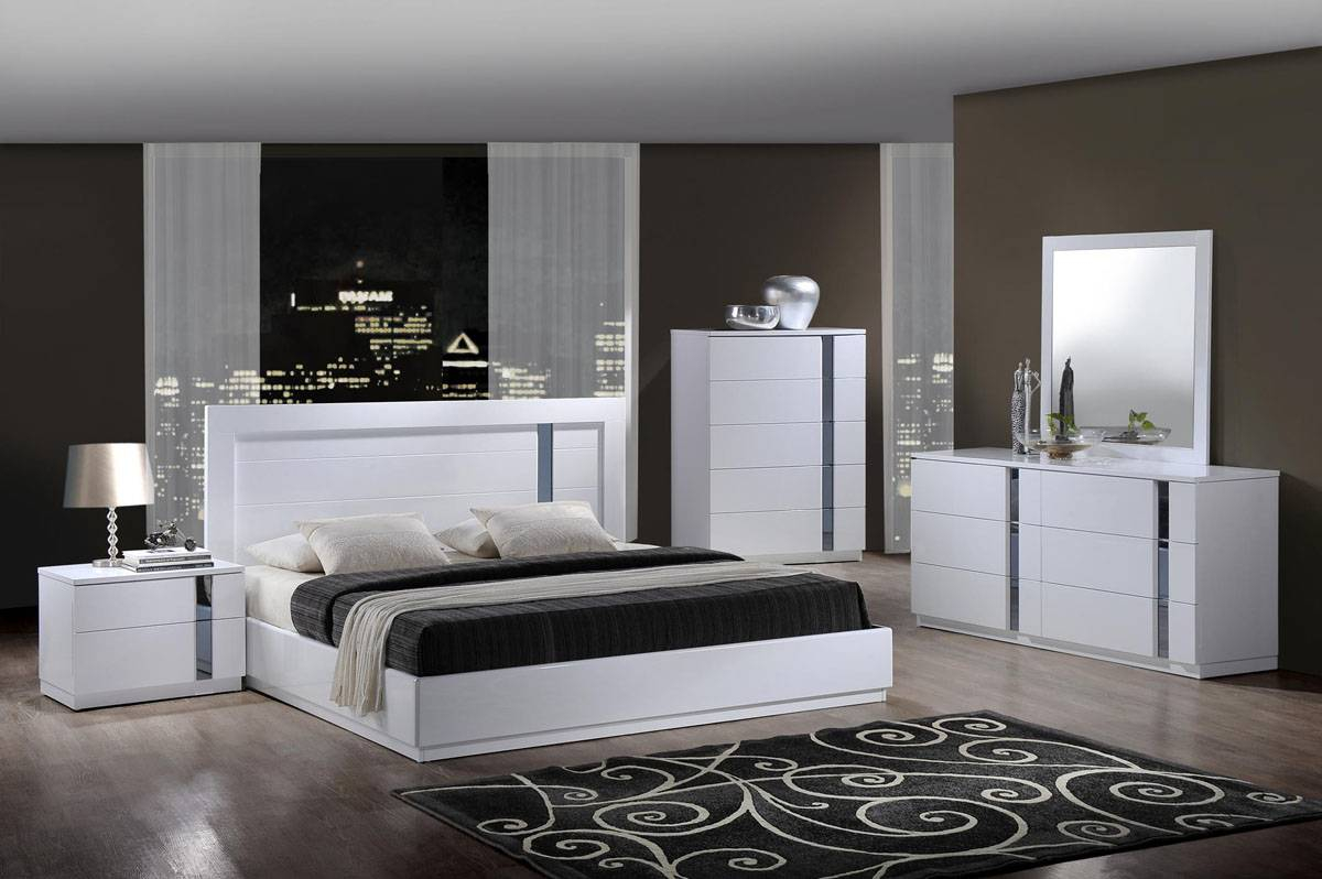 Elegant Quality Contemporary Platform Bedroom Sets for dimensions 1200 X 798