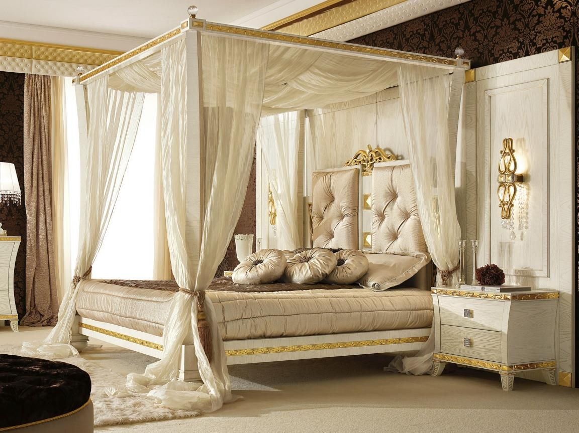 Elegant Queen Bedroom Sets For Master Room Laquer Canopy Bed with regard to proportions 1152 X 863