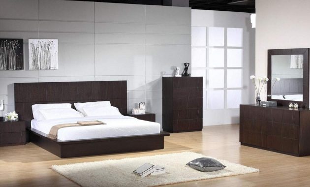 Elegant Wood Luxury Bedroom Furniture Sets for sizing 1200 X 658