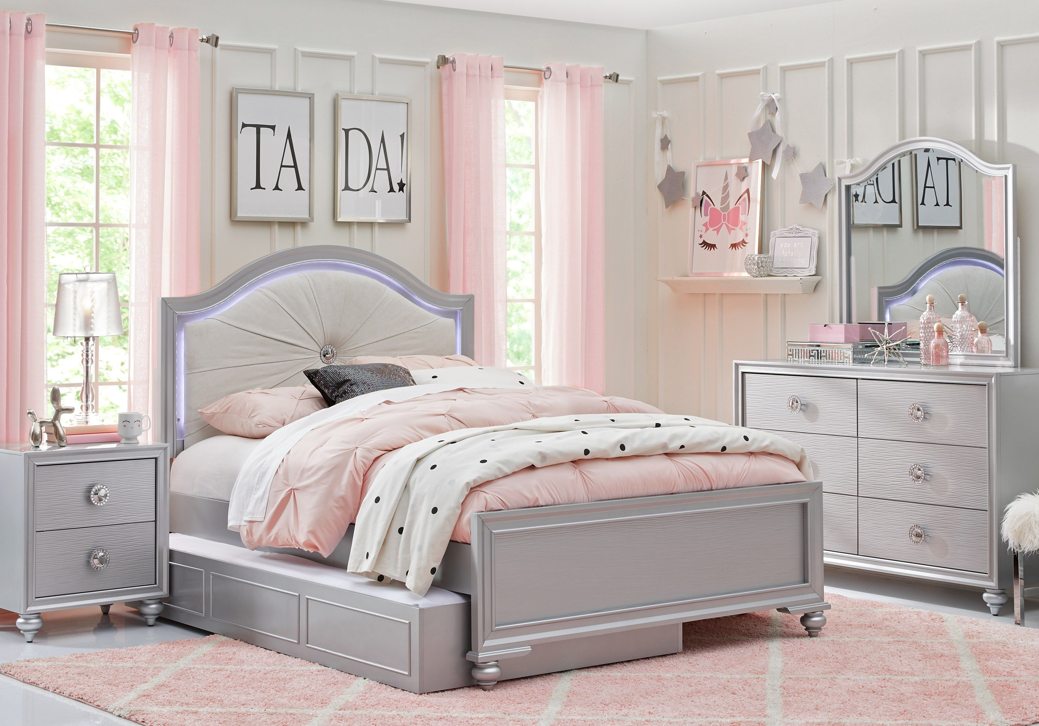 Evangeline Silver 4 Pc Full Panel Bedroom Room Inspiration Full inside dimensions 3605 X 2520