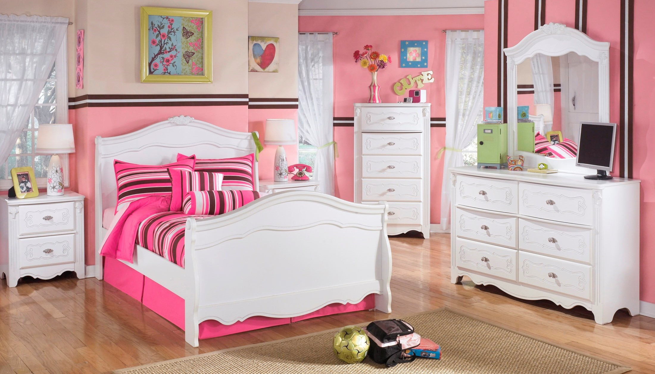 Exquisite Youth Sleigh Bedroom Set with regard to size 2200 X 1256