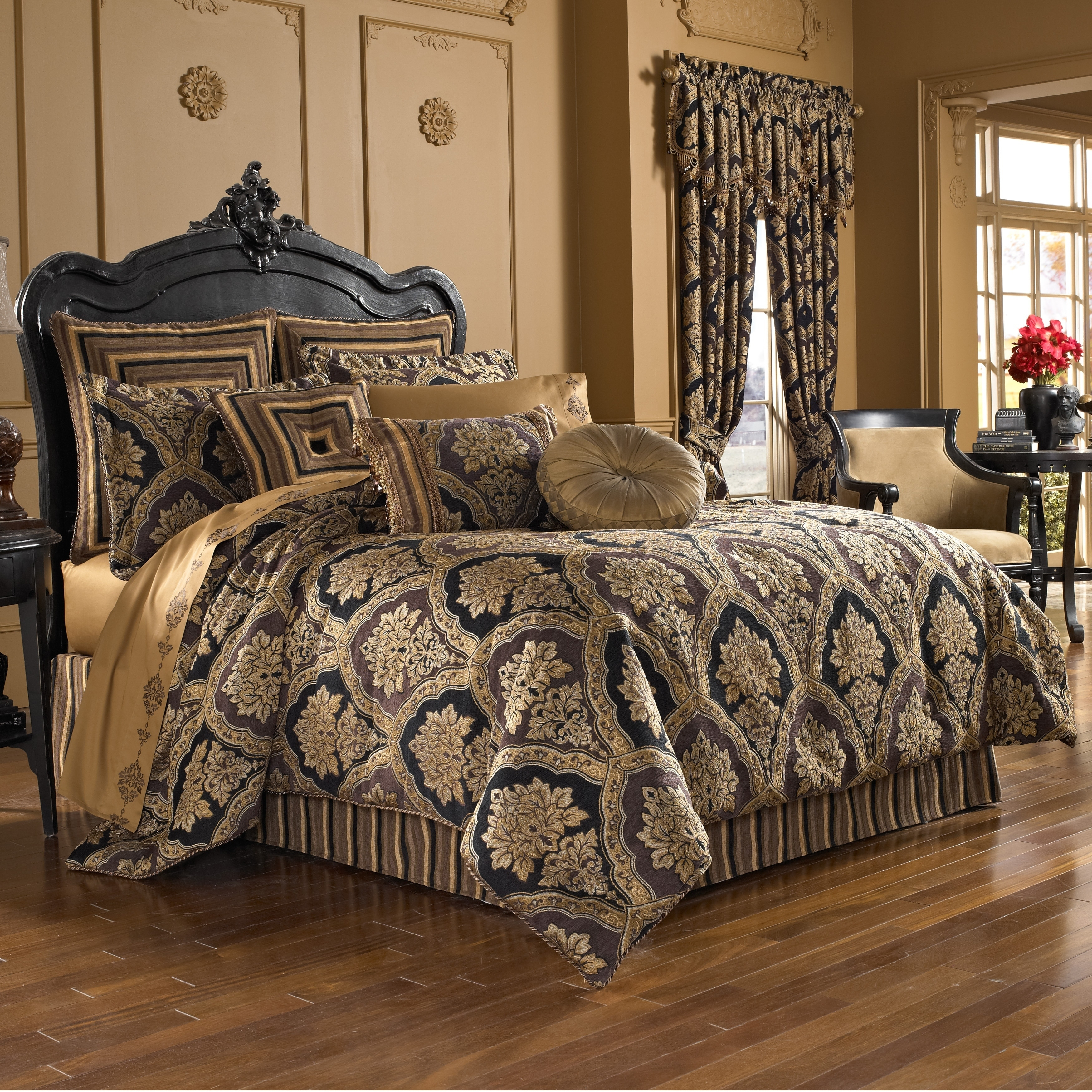 Five Queens Court Reilly Woven Chenille Damask 4 Piece Comforter Set throughout dimensions 3500 X 3500