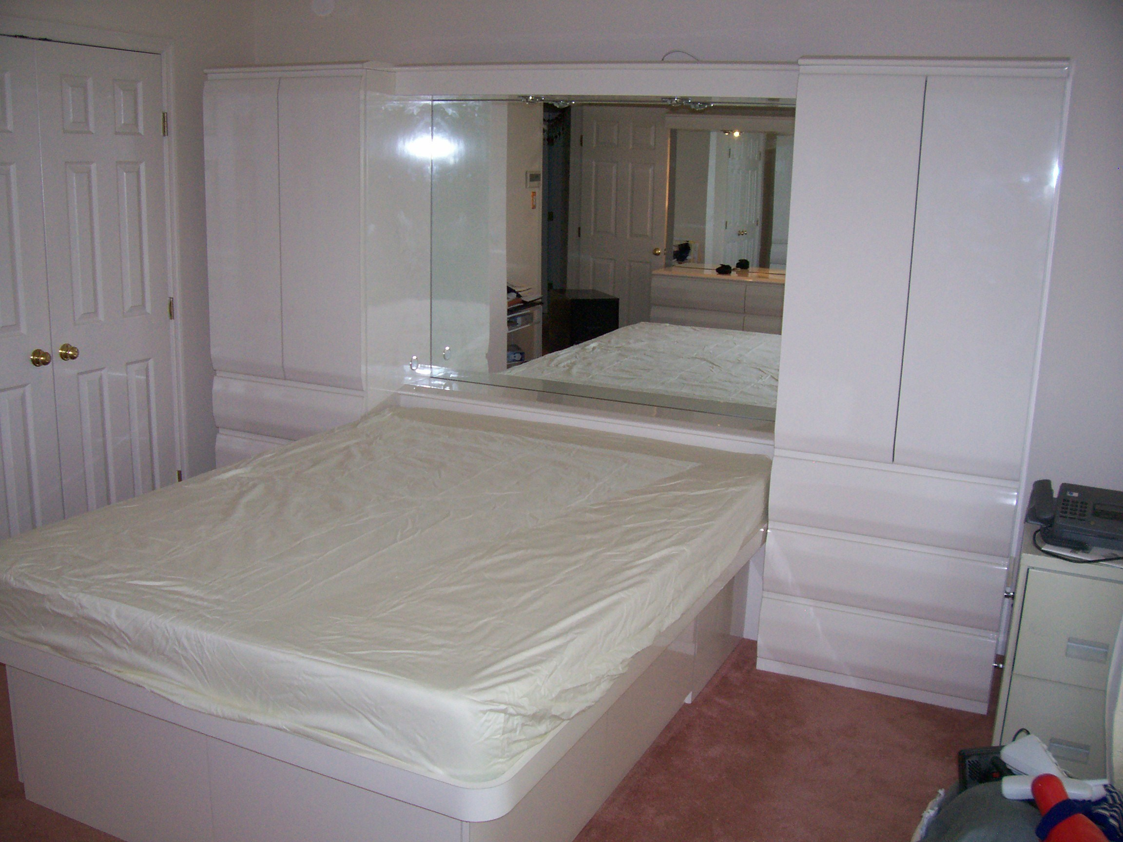 Formica Platform Bed Laminated Designs White Bedroom Furniture within size 2304 X 1728