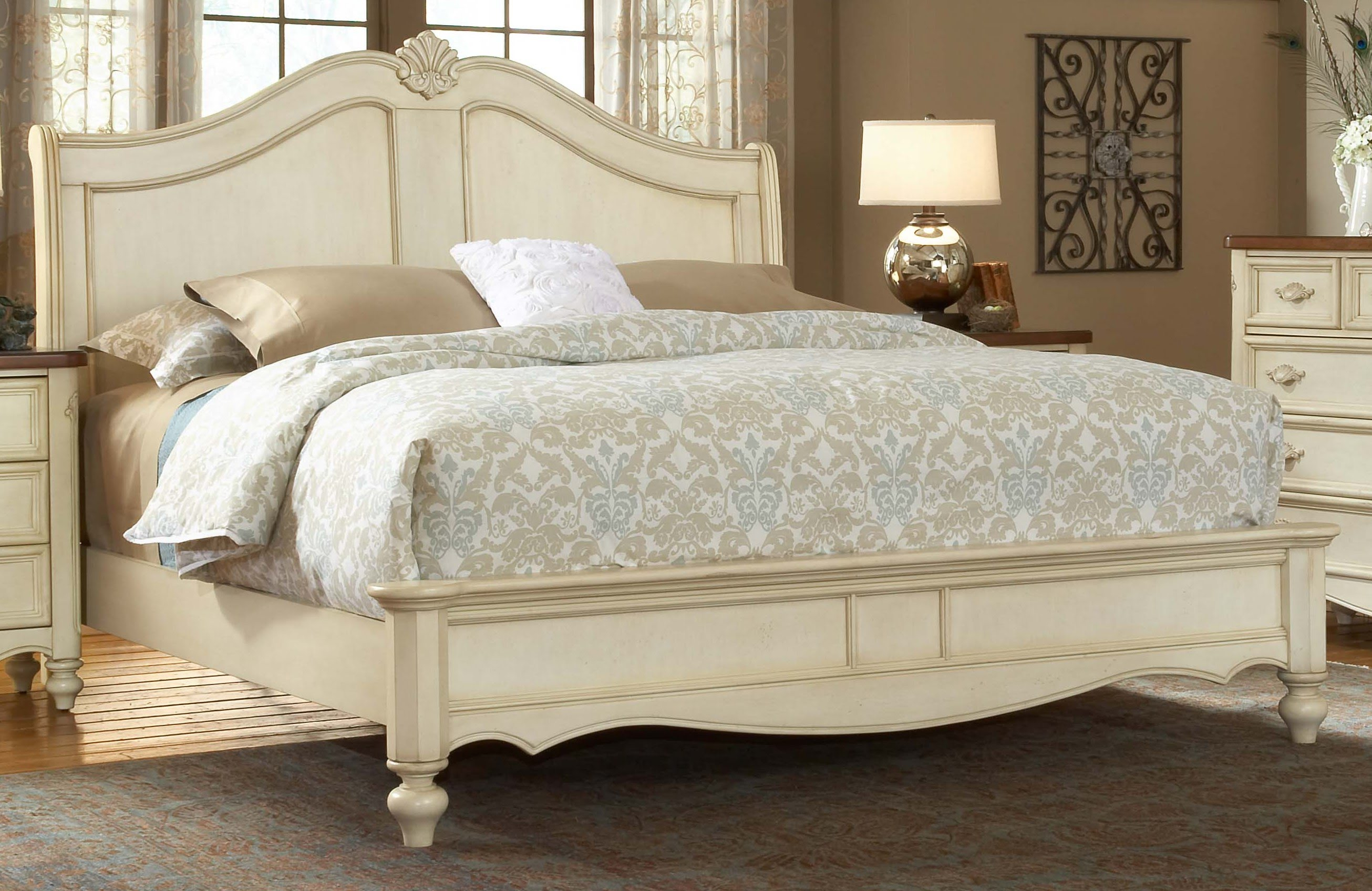 French Country Bedroom Furniture French Country Cottage Bedroom with proportions 2611 X 1696