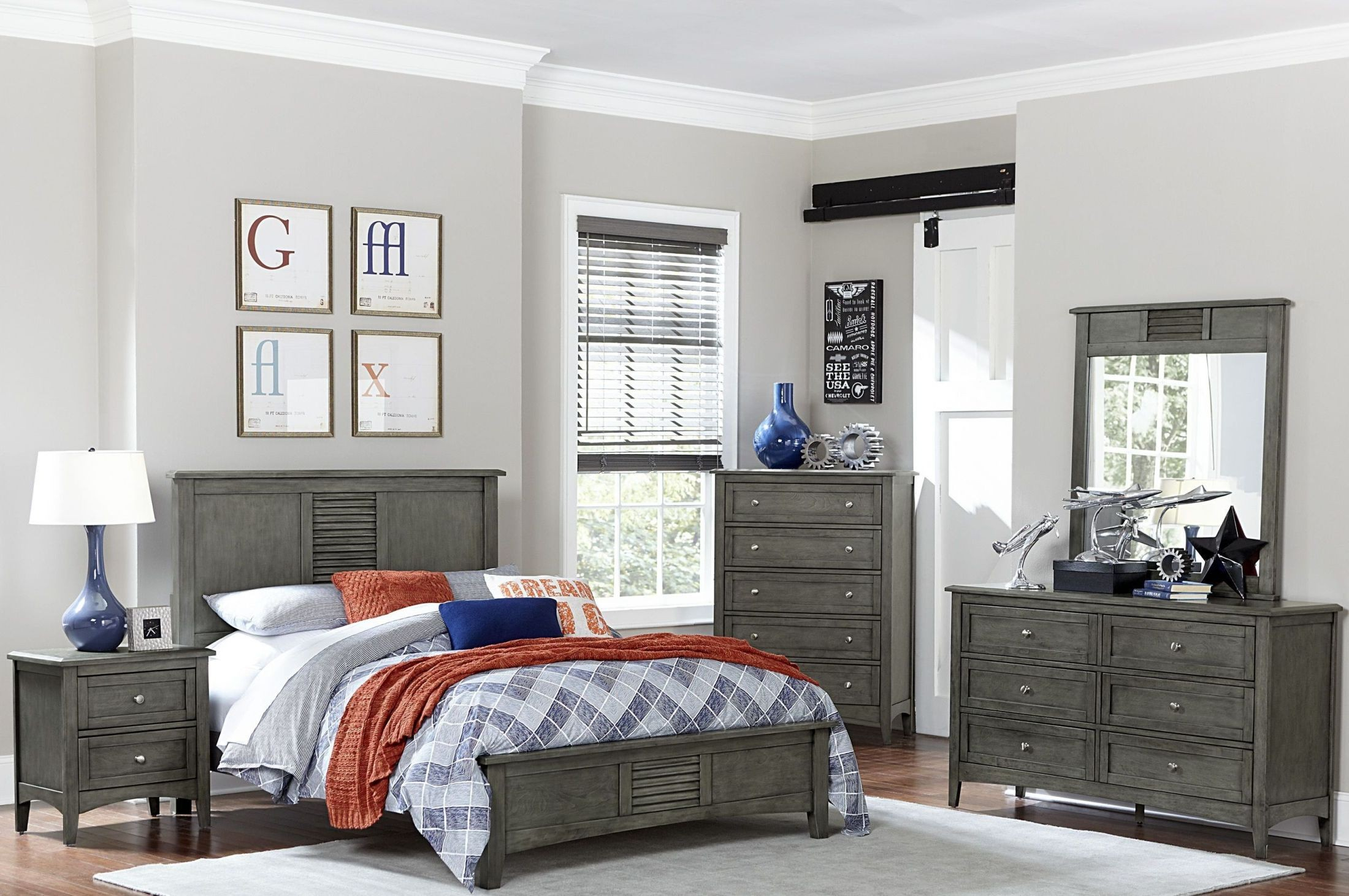 Garcia Cool Gray Platform Bedroom Set regarding dimensions 2200 X 1462