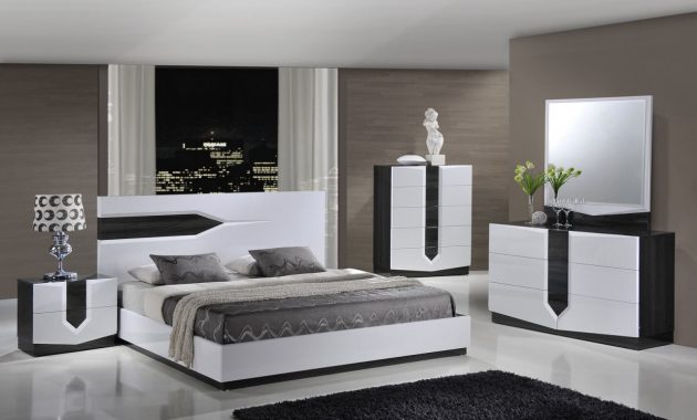 Global Furniture Hudson 4 Piece Platform Bedroom Set In Zebra Grey White inside measurements 1280 X 852