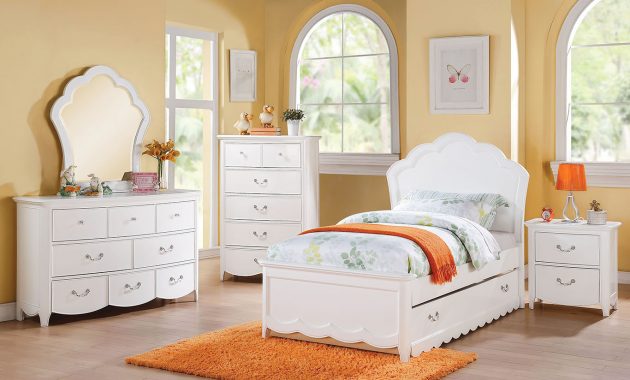 Gorees Furniture Opelika Al Cecilie White Twin Wood Panel Bed inside sizing 1366 X 968