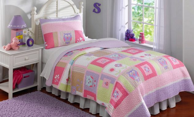 Happy Owls Bedding Quilt Set pertaining to size 2000 X 2000