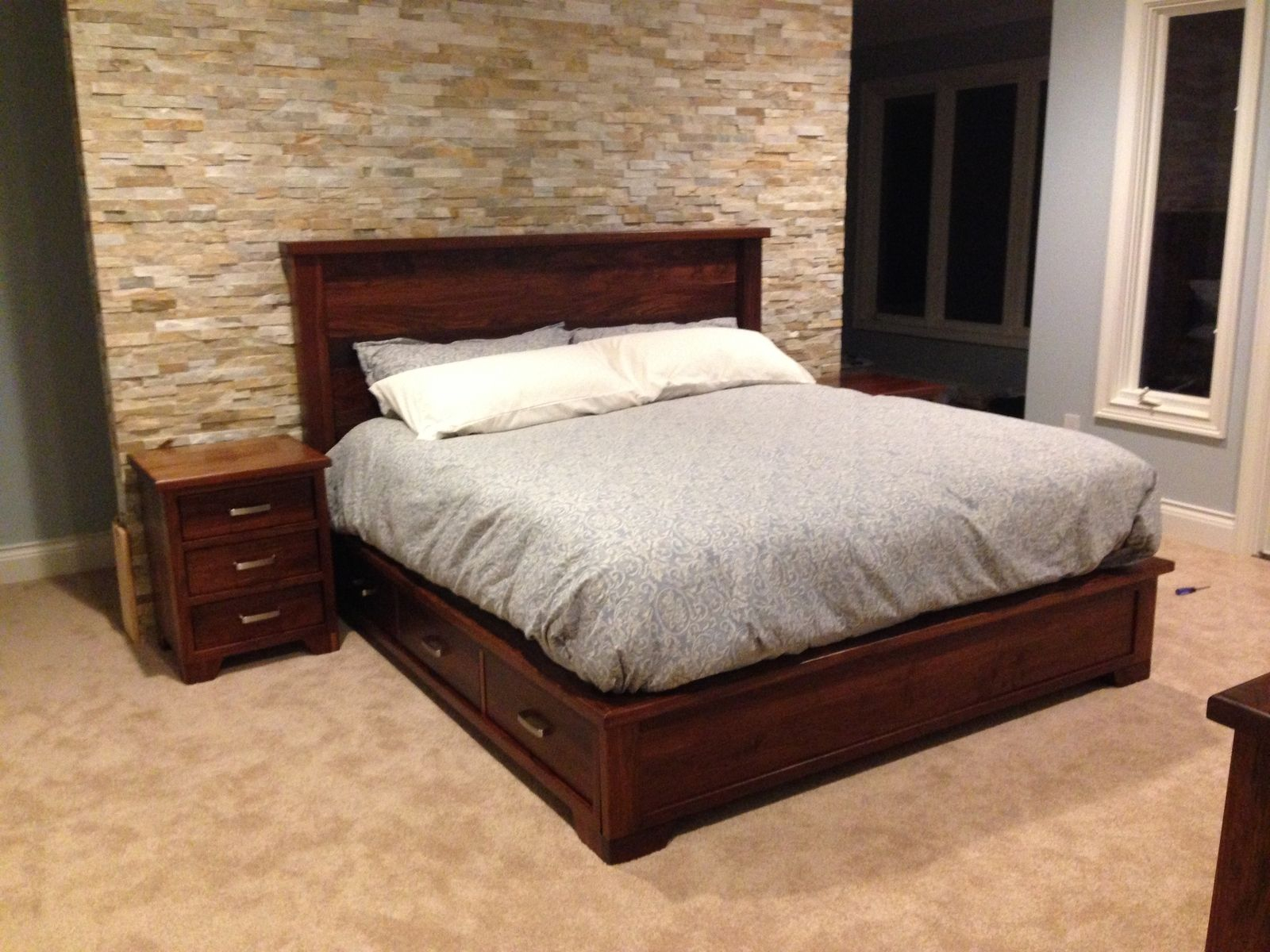 Hervorragend Black Walnut Bedroom Set High Solid Lillian Full Suite in measurements 1600 X 1200