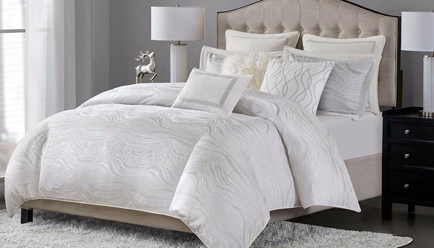 Hollywood Glam Comforter Set in sizing 1400 X 800