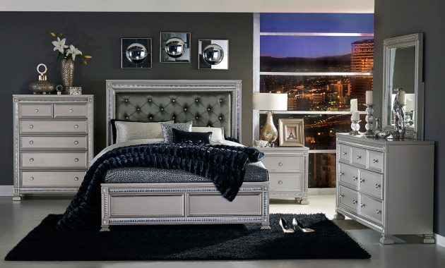 Homelegance Bevelle Button Tufted Upholstered Bedroom Set Silver within measurements 1500 X 1159