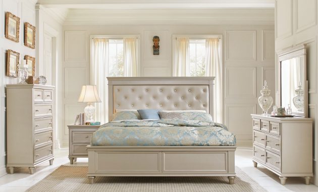 Homelegance Celandine Upholstered Bedroom Set Silver for sizing 1500 X 1159