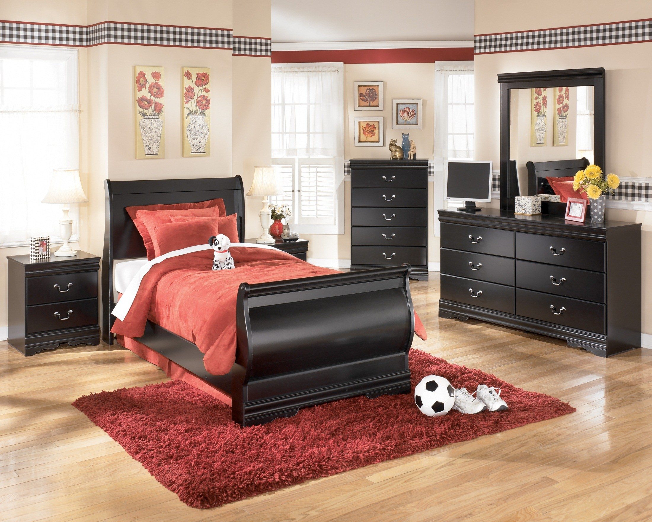 Huey Vineyard Bedroom Set intended for size 2200 X 1760