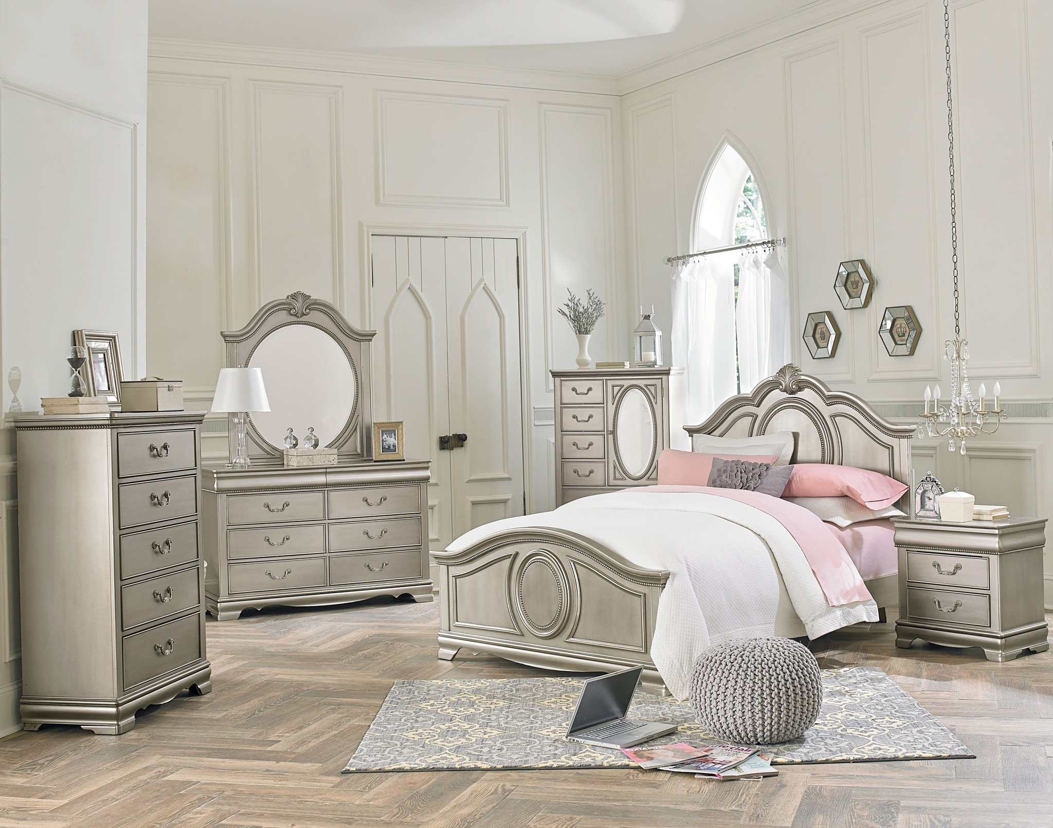 Jessica Silver Bedroom Set In 2019 Bedroom Furniture Silver intended for measurements 2048 X 1610