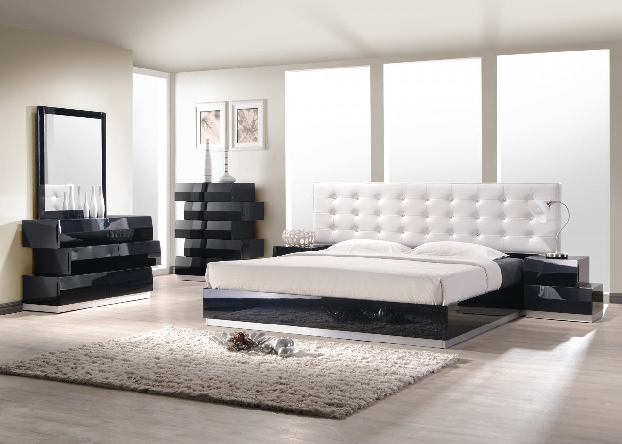 Jm Milan Platform Bedroom Set In Black Lacquer in proportions 1280 X 914