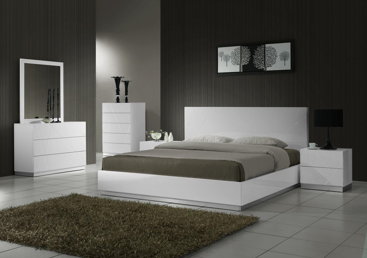 Jm Naples Platform Bedroom Set In White Lacquer throughout size 1279 X 898