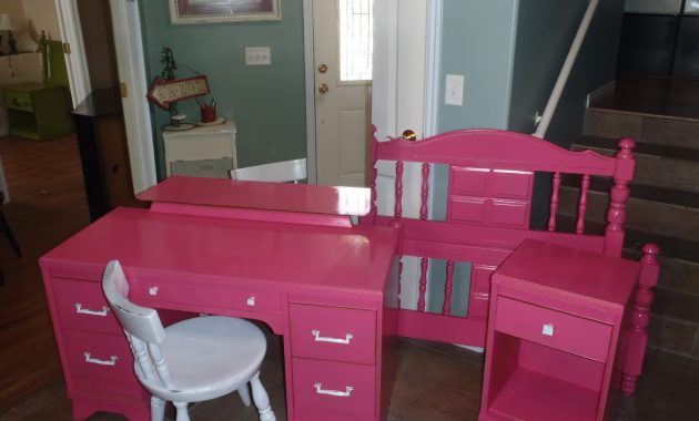 Lost N Found Furniture Wild Child Hot Pink Bedroom Set inside size 1600 X 1200