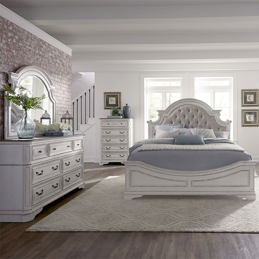 Magnolia Manor Panel Bedroom Set for proportions 900 X 900