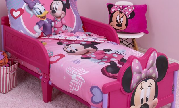 Minnie Mouse Hearts And Bows 4 Piece Toddler Bedding Set intended for dimensions 2105 X 2105