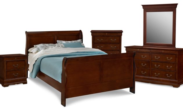 Neo Classic 7 Piece Bedroom Set With Chest Nightstand Dresser And Mirror throughout sizing 1500 X 855
