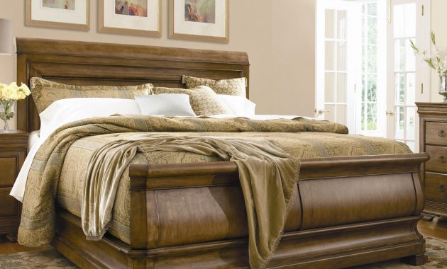 Newton Falls Queen Sleigh Bed Wittman Co At Morris Home inside proportions 3351 X 3000