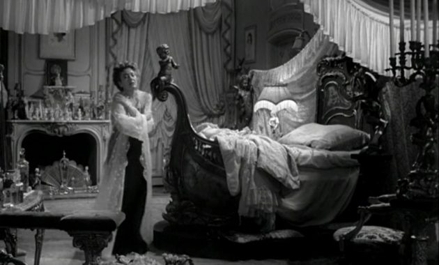 Norma Desmonds Bedroom From Sunset Boulevard 1950 Description in dimensions 1024 X 768