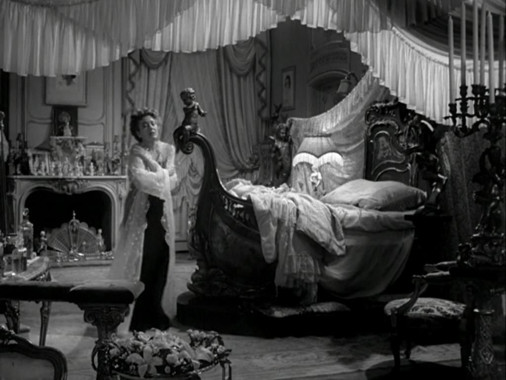 Norma Desmonds Bedroom From Sunset Boulevard 1950 Description in dimensions 1024 X 768