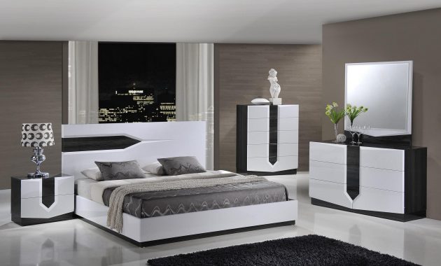 Piece Bedroom Set In Zebra Grey And White High Gloss In The Hudson intended for size 2451 X 1631