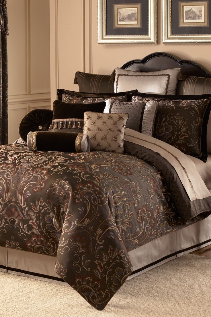 Pin Del Simmons On Master Bedroom In 2019 Bedroom Comforter in proportions 736 X 1104