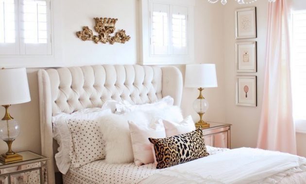 Pin Ehoward On Bedroom Decor In 2019 Gold Bedroom Pink intended for proportions 736 X 1104