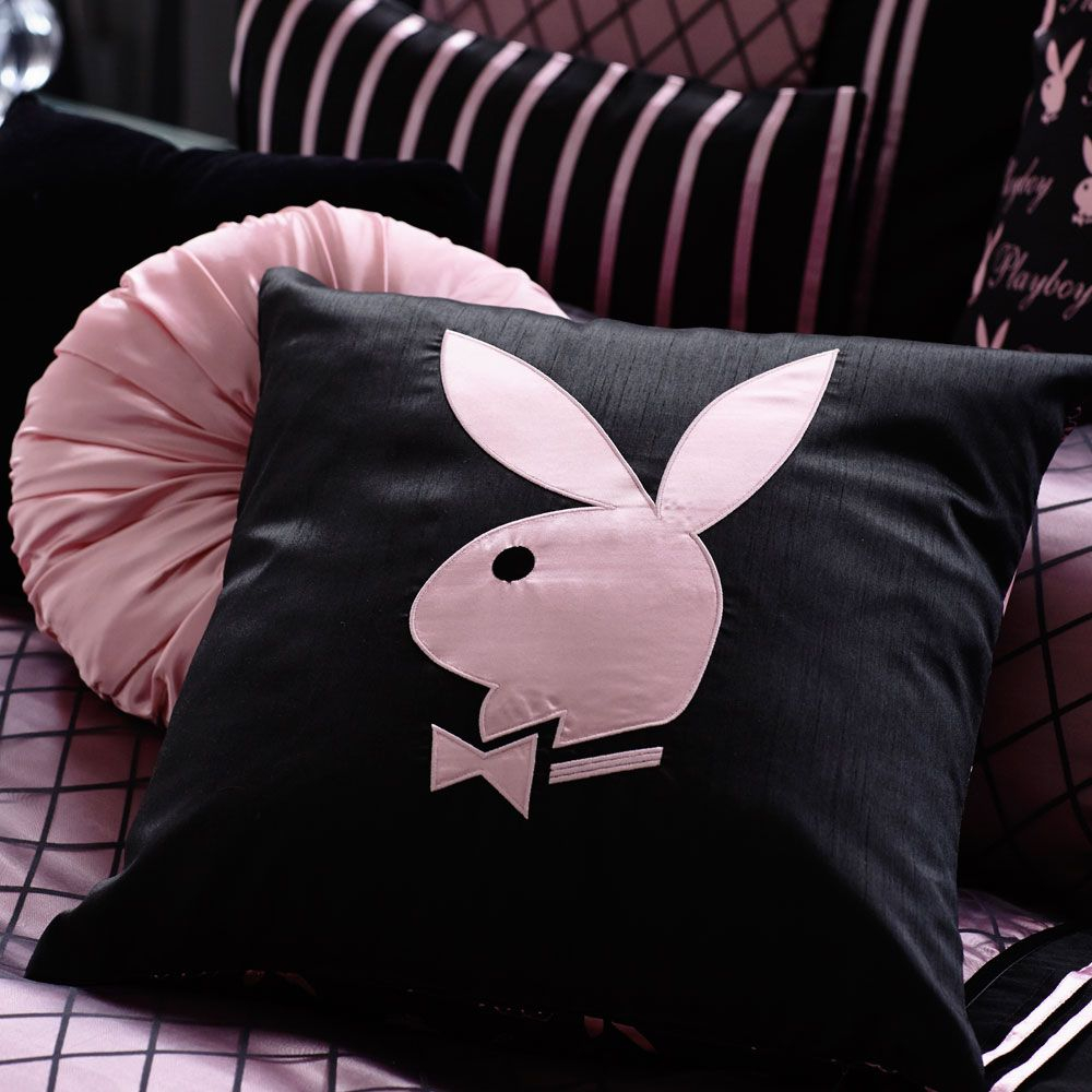 Playboy Bunny Bed Set Playboy In 2019 Bunny Beds Playboy Bunny for dimensions 1000 X 1000