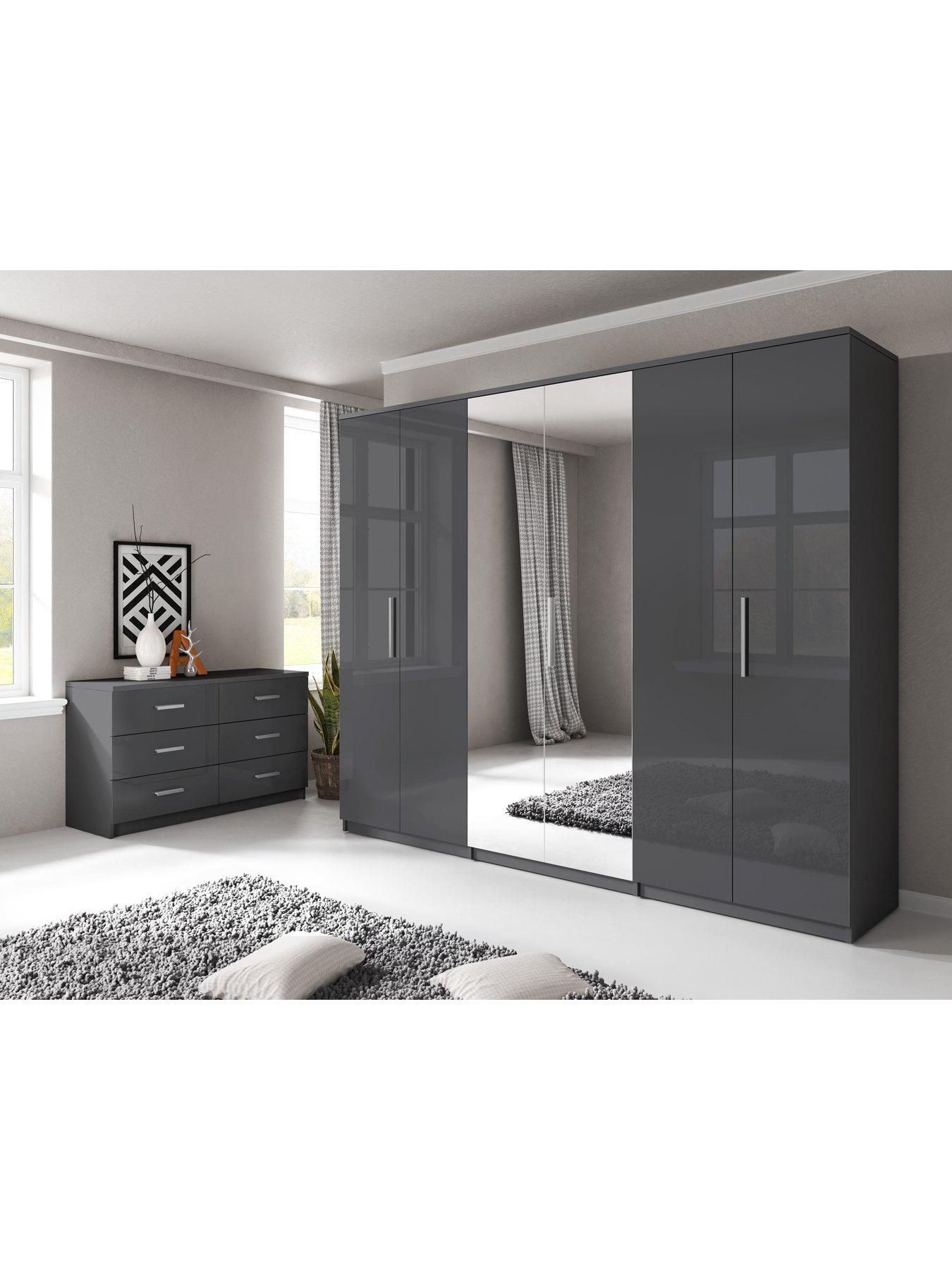 Prague Gloss 6 Door Mirrored Wardrobe In 2019 Wardrobes Mirrored regarding sizing 1350 X 1800