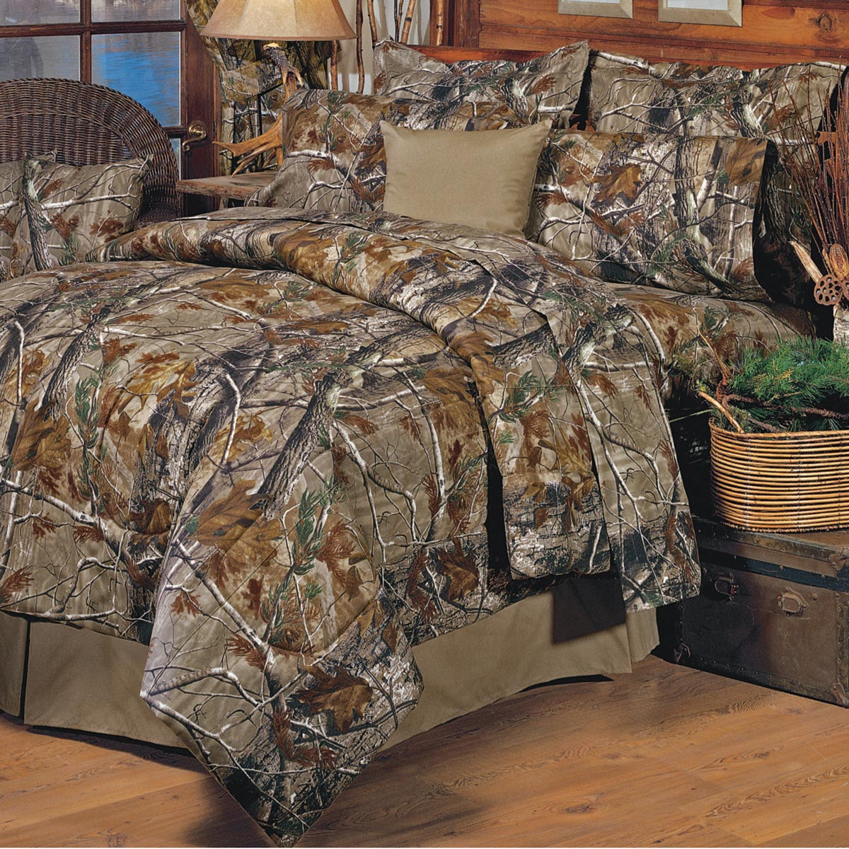 Realtree All Purpose Camo Comforter Set Cal King with regard to measurements 1200 X 1200