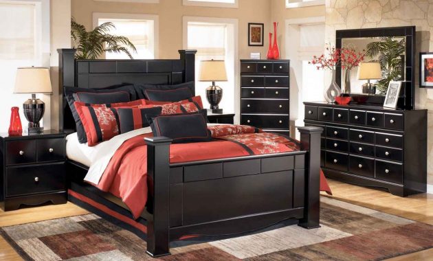 Shay Poster Bedroom Set In Black intended for sizing 1280 X 1024