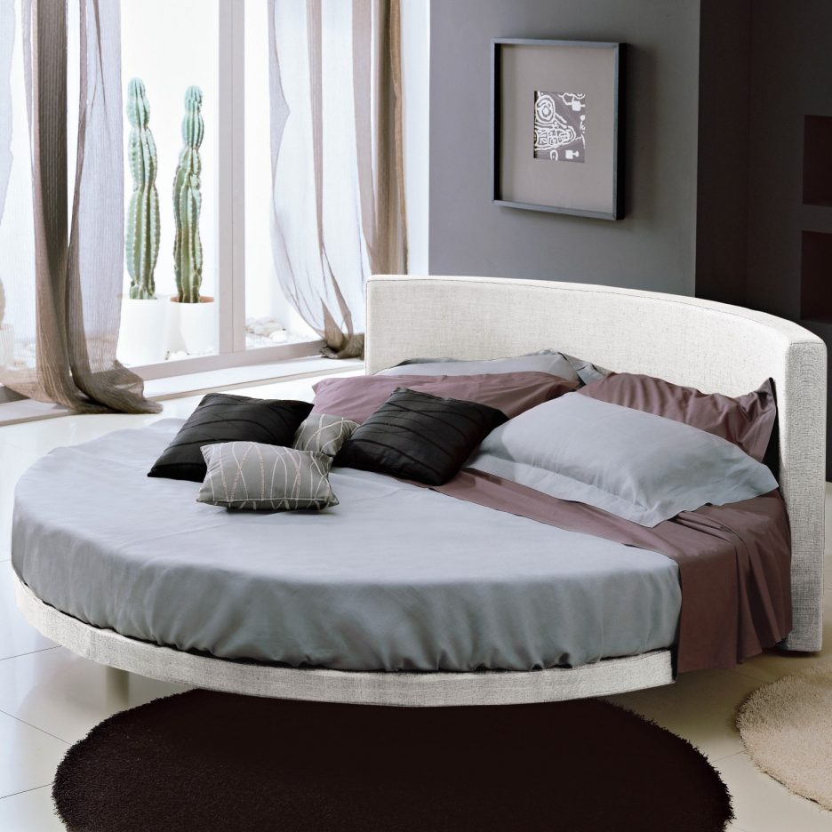 Sizable Contemporary Round Bed Pianigiani Los Angeles within measurements 936 X 936