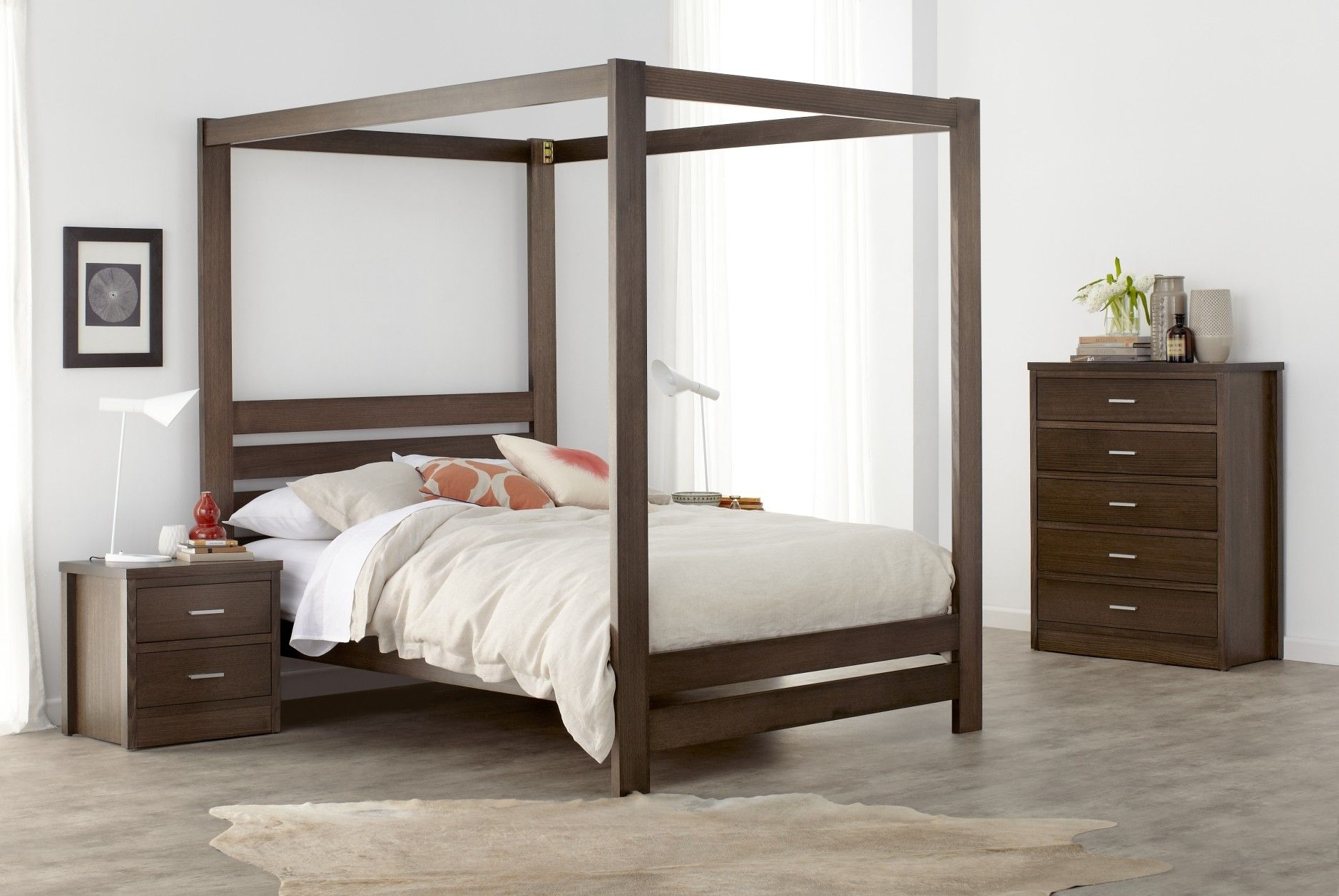 Springwood Dark Four Poster Wood Grain Bedroom Furniture Suite With for size 1877 X 1257